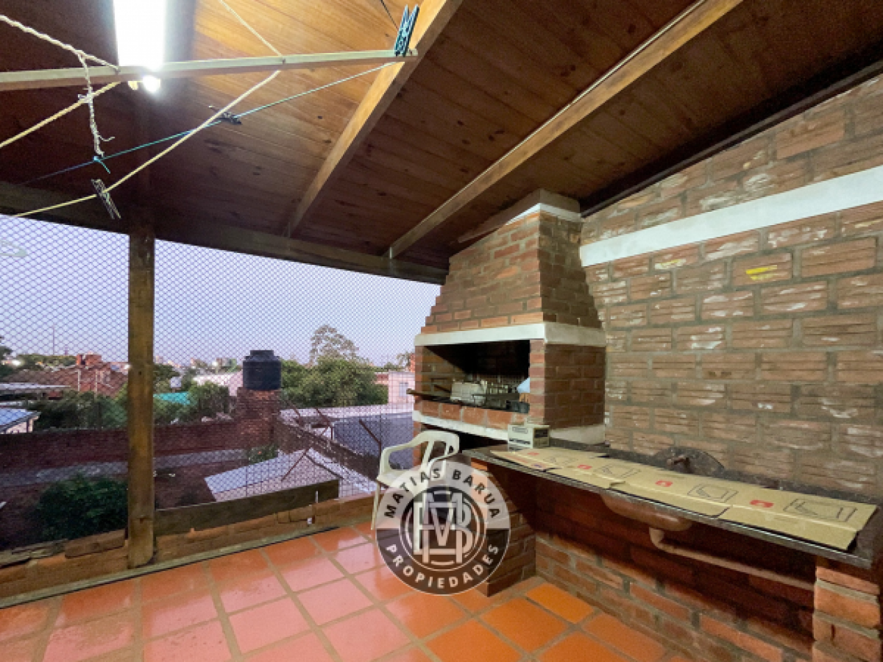 Casa con departamento en venta