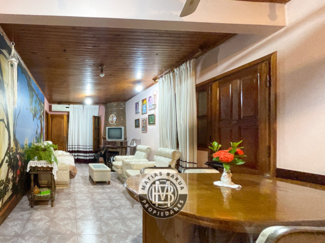 Casa con departamento en venta