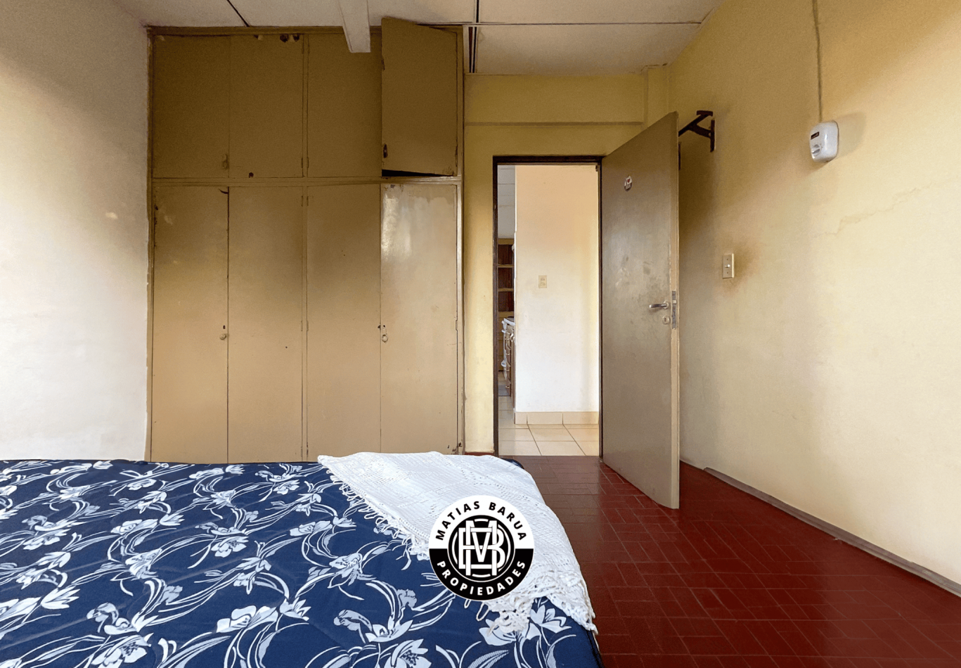 Departamento con cochera, en venta