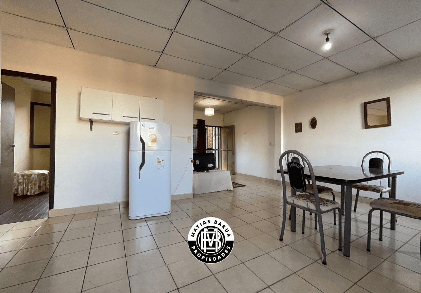 Departamento con cochera, en venta