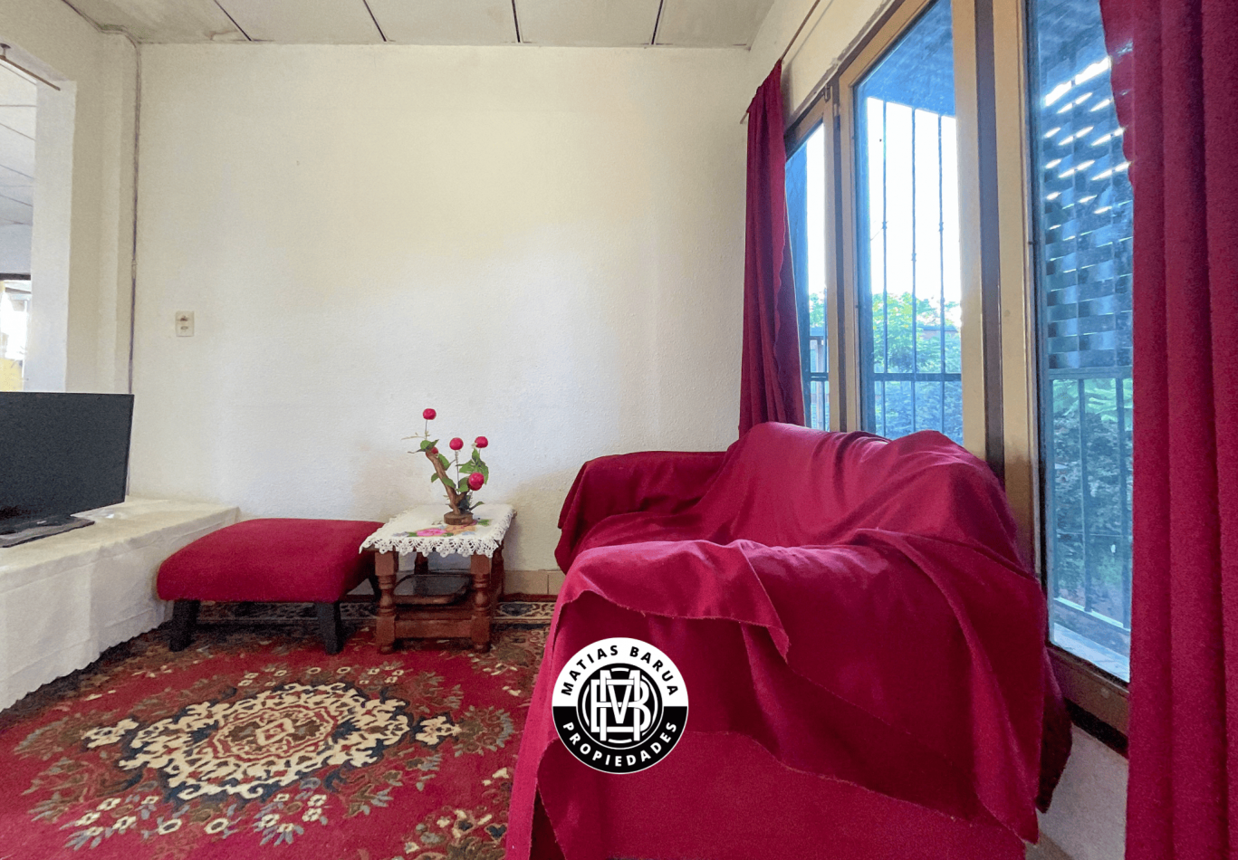 Departamento con cochera, en venta