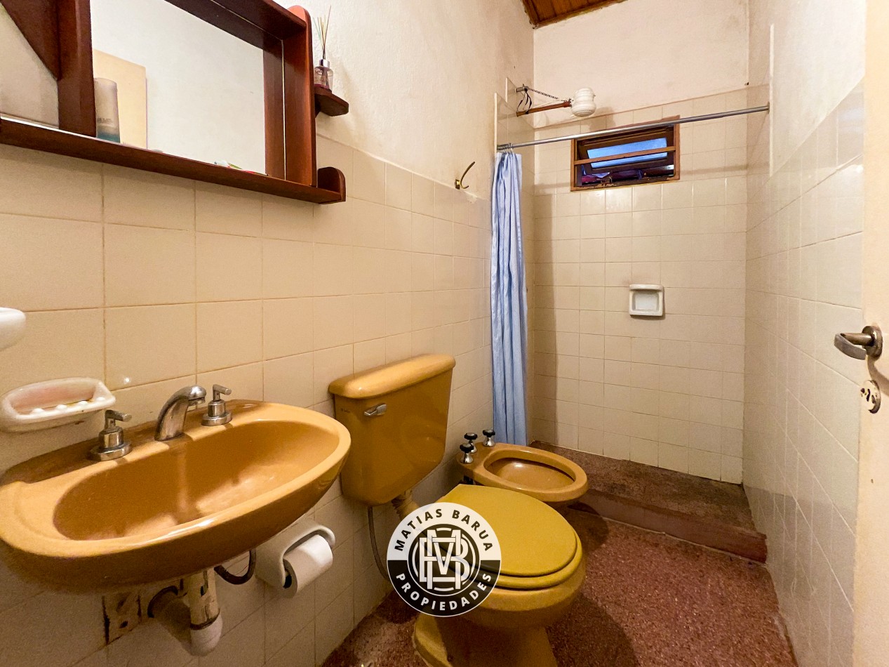 Venta, Casa de 3 dormitorios Mas Local y Depto. Chacra 94, Posadas
