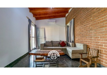 Casa con terreno grande en venta